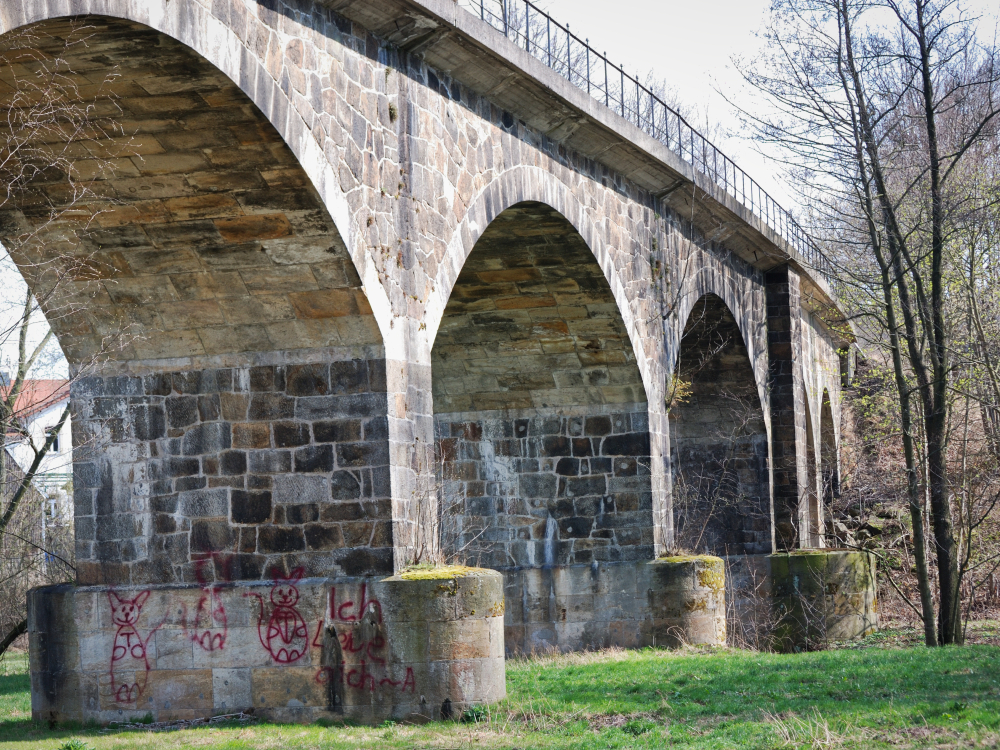 Eisenbahnbrücke